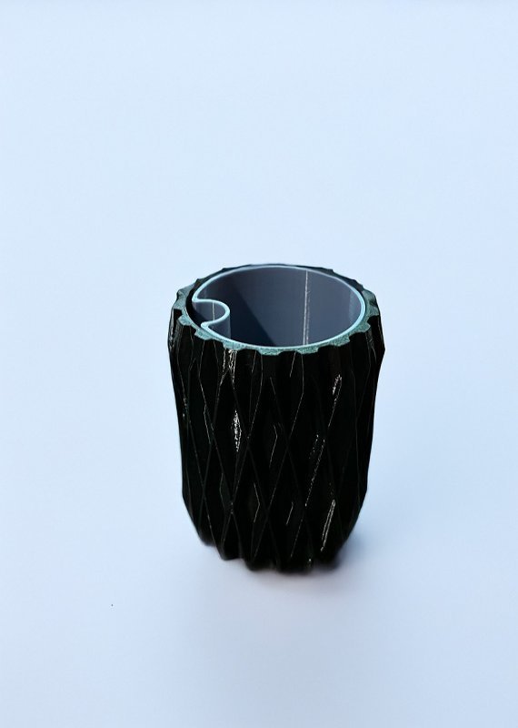 Su Hazneli Saksı - 3D Garajı